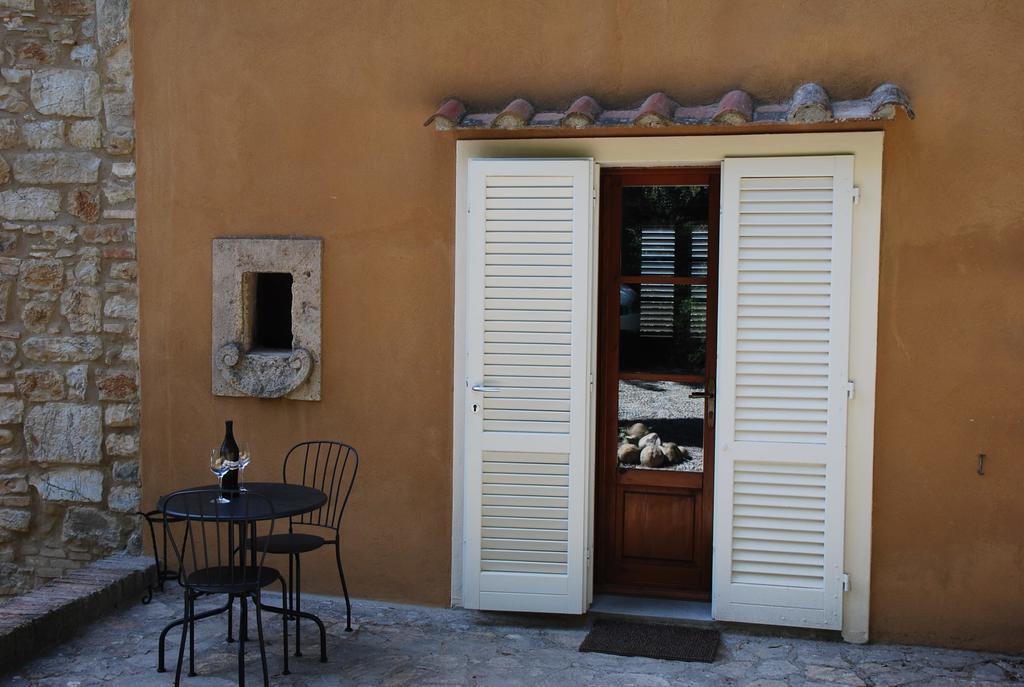 La Locanda Del Barbagianni Santa Luce Habitación foto